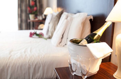 Shepperton Hotel | Warren Lodge Hotel