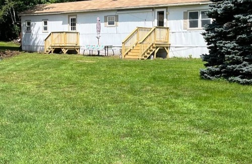 Warren House | Warren Trailside Getaway - Direct Trail Access