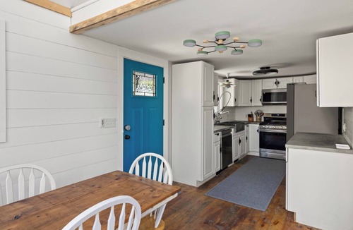 Warren Ski Chalet | Warren VT Chalet for Ski, Summer + Fall Fun, WIFI