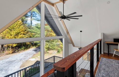 Warren Ski Chalet | Warren VT Chalet for Ski, Summer + Fall Fun, WIFI