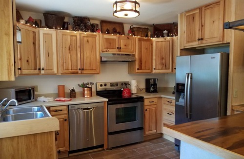 Warrensburg Cabin | WARRENSBURG LOG CABIN