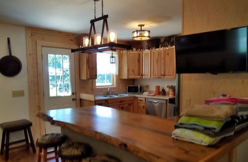 Warrensburg Cabin | WARRENSBURG LOG CABIN