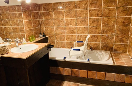 Messey-sur-Grosne Other | Warriors Room - Adapted to PRM