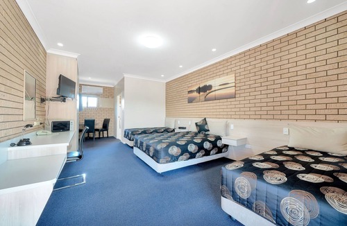 Warwick Hotel | Warwick Settlers Inn