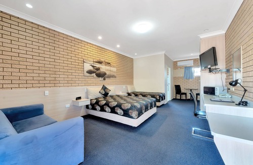 Warwick Hotel | Warwick Settlers Inn