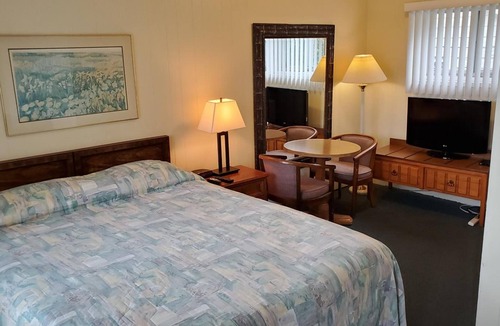 Wasaga Beach Hotel | Wasaga Beach Inn And Cottages