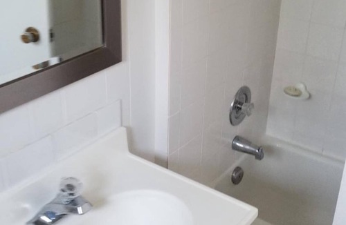 Wasaga Beach Hotel | Wasaga Beach Inn And Cottages
