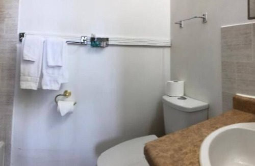 Wasaga Beach Hotel | Wasaga Motel Inn
