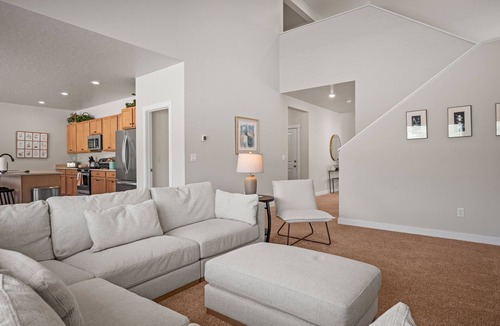 Mountain Green House | Wasatch Peak Chateau R3a| Snowbasin Skiing |Unit A
