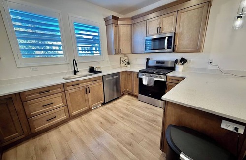 Salt Lake County House | Wasatch View Getaway | Theater & Spa Suite