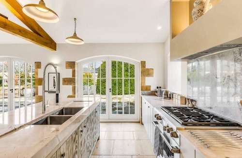 Moreton-in-Marsh House | Washbrook Cottage Sum