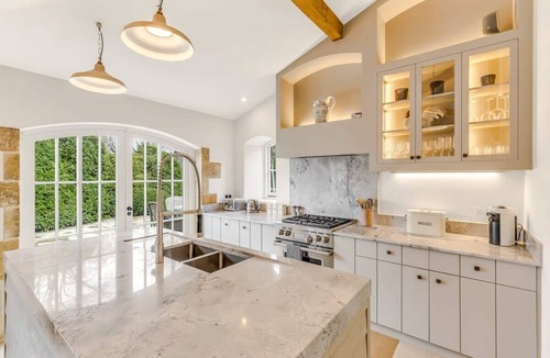 Moreton-in-Marsh House | Washbrook Cottage Sum