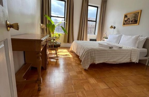 Washington Heights Apartment | Washington Heights Charming Apt