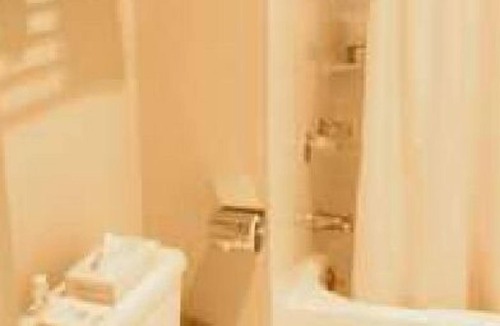 Downtown Oakland Hotel | Washington Inn