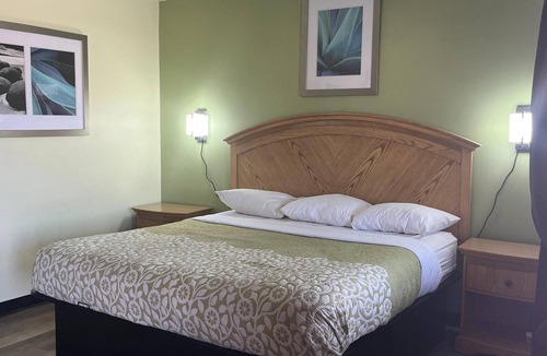 Washington Hotel | Washington Motel By OYO