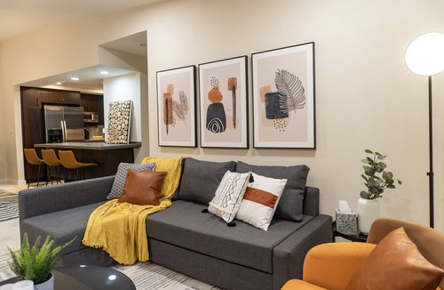 Northwest Bellevue Condo | Washington State Inspired, Free Parking