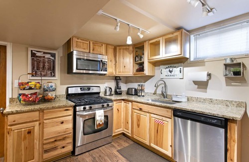 Washington Terrace Apartment | Washington Terrace Hideout - Sleeps up to 4
