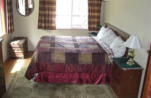 Nevada City Cabin | Watanda Lodge at Lake Vera