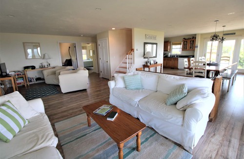 Wellfleet House | Watch the Sunset from this Bayfront Home! (1349)