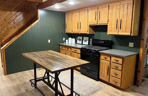 Ossipee Cabin | Water and Woods