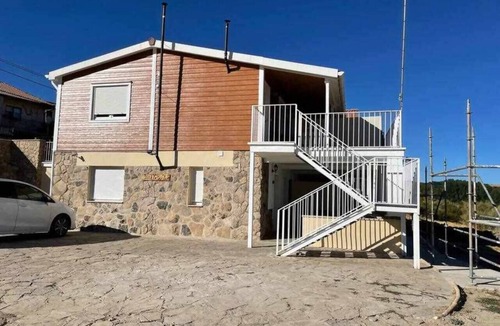 Navarredonda de Gredos Apartment | Water. Beautiful apartment. Villa de Gredos.