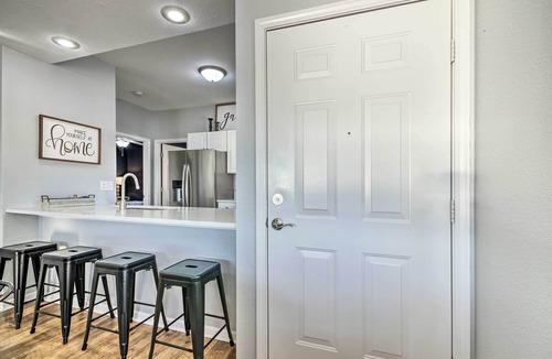 Lakeland Condo | Water Days & Views Await: Lake Ozark Condo!