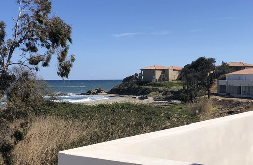 Bravone Apartment | Water-edge Stay Apt 95