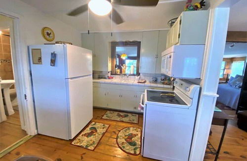New Braunfels House | Water Front Cottage- 1/1 Private-Guest Haus with Hot Tub sleeps 6.