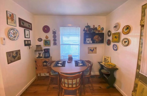 New Braunfels House | Water Front Cottage- 1/1 Private-Guest Haus with Hot Tub sleeps 6.