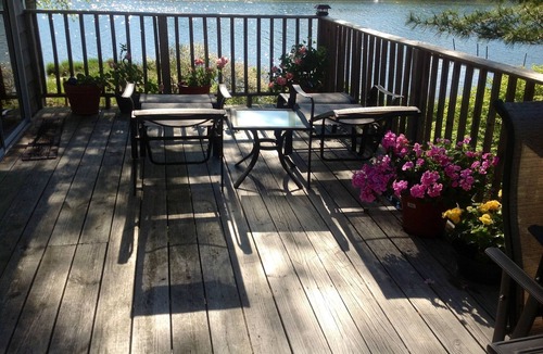 East Falmouth House | Water Front DREAM vacation, whole house AC, Free wi-fi, linen&towels, fire pit,