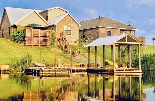 Saint Maurice House | Water front Home on Cane River