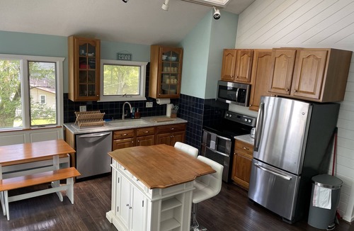 Castleton House | Water front home with large two tiered deck! 2 bathrooms 😂