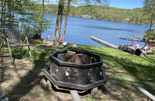 Castleton House | Water front home with large two tiered deck! 2 bathrooms 😂