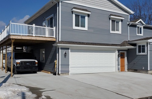 Anchorville House | Water front house 2min to lake guest suite