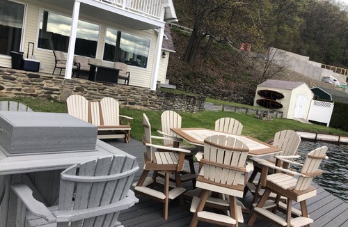 Hammondsport House | Water Front House Near Keuka Lake Wineries