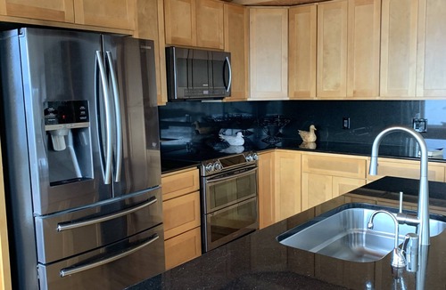 Des Moines House | Water Front Property