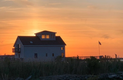 Cedarville House | Water Front, Something Completely Different, In Bay Point.