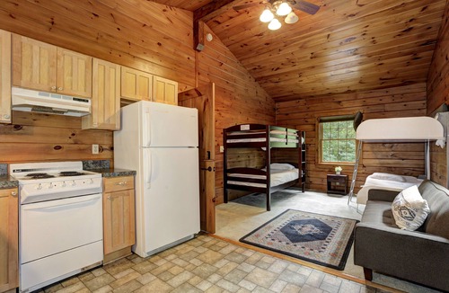 Columbia Cabin | Water Gap Log House