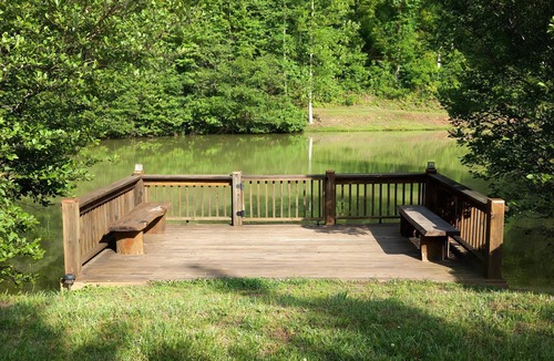 Blue Ridge Cabin | Water`s Edge | Blue Ridge, GA