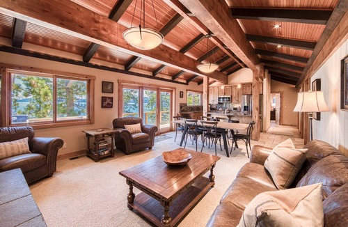 Lake Forest House | Water's Edge LAKE FRONT By Tahoe Getaways - Private Beach & Buoy Available