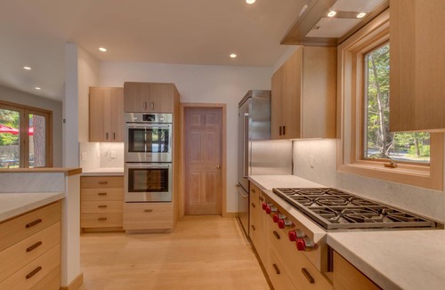 Carnelian Bay House | Water's Edge - Lakefront - TLUXP