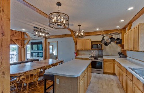 Marquette Cabin | Water Street Lodge! Waterfront 4 Bedroom, 4 Bath, Sleeps 12!