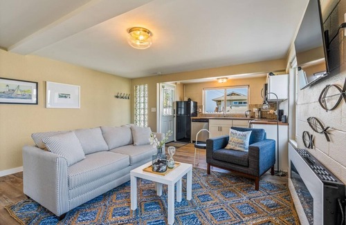 Birch Bay Condo | Water view, beach access, WIFI. PCB