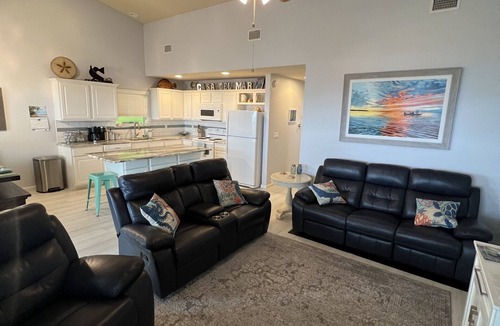 Port O Connor Condo | Water view condo in Port O' Connor that sleeps up to 7