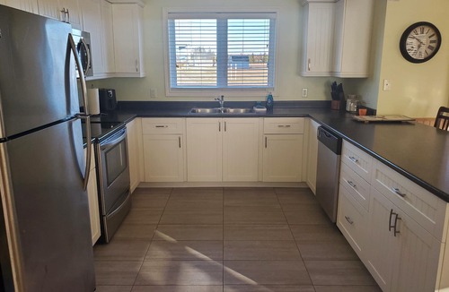 Bayview House | Water view cottage 5 min to Cav Beach, Golf, Anne Green Gables