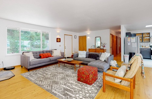 Greenbank House | Water-view home with large deck, firepit, grill, & W/D