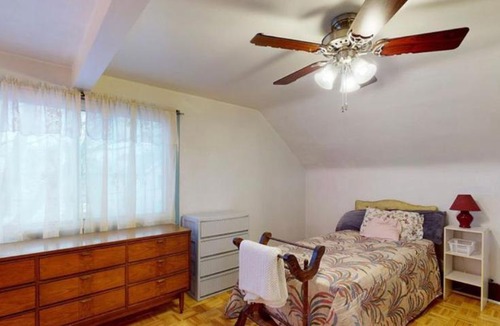 Hillsville Apartment | Water view point independent