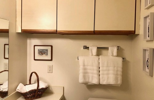Bay City Condo | Water View - Street level condo
