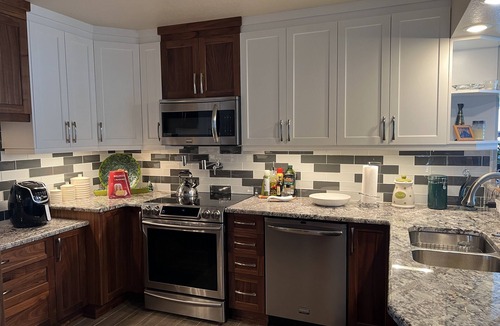 St. Petersburg Condo | Water Views, Private Beach, Luxury Condo