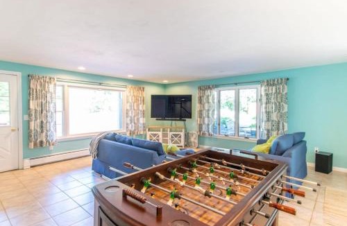 West Dennis House | Water Views Private Pool Access to Cove